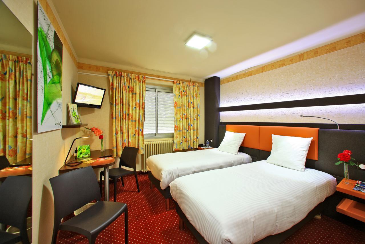 Le Point Du Jour Hotel La Roche-sur-Yon Ngoại thất bức ảnh